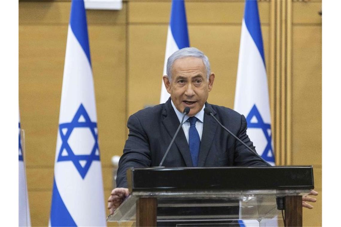 Israels Premierminister Benjamin Netanjahu. In Israel zeichnet sich eine Koalition zur Ablösung des rechtskonservativen Ministerpräsidenten ab. Foto: Yonatan Sindel/Pool Flash 90/AP/dpa