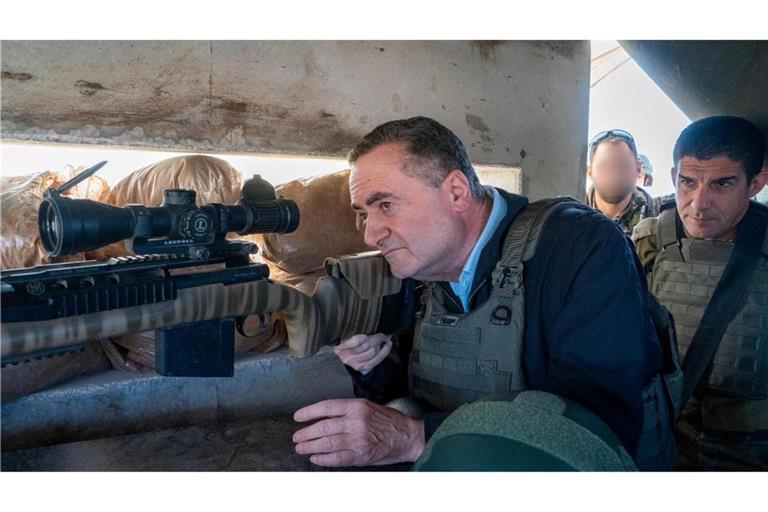 Israels Verteidigungsminister Israel Katz bei einem früheren Truppenbesuch im Südlibanon. (Archivbild)