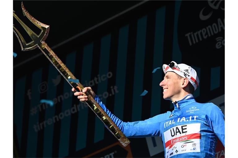 Ist auch bei Mailand-Sanremo einer der Topfavoriten: Tadej Pogacar. Foto: Fabio Ferrari/LaPresse/AP/dpa