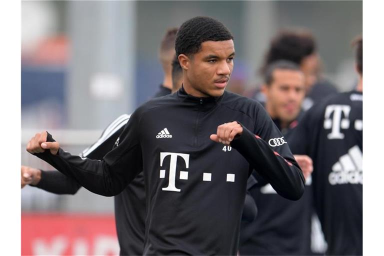 Ist für die Partie bei Lokomotive Moskau einsatzbereit: Bayerns Serge Gnabry. Foto: Tobias Hase/dpa