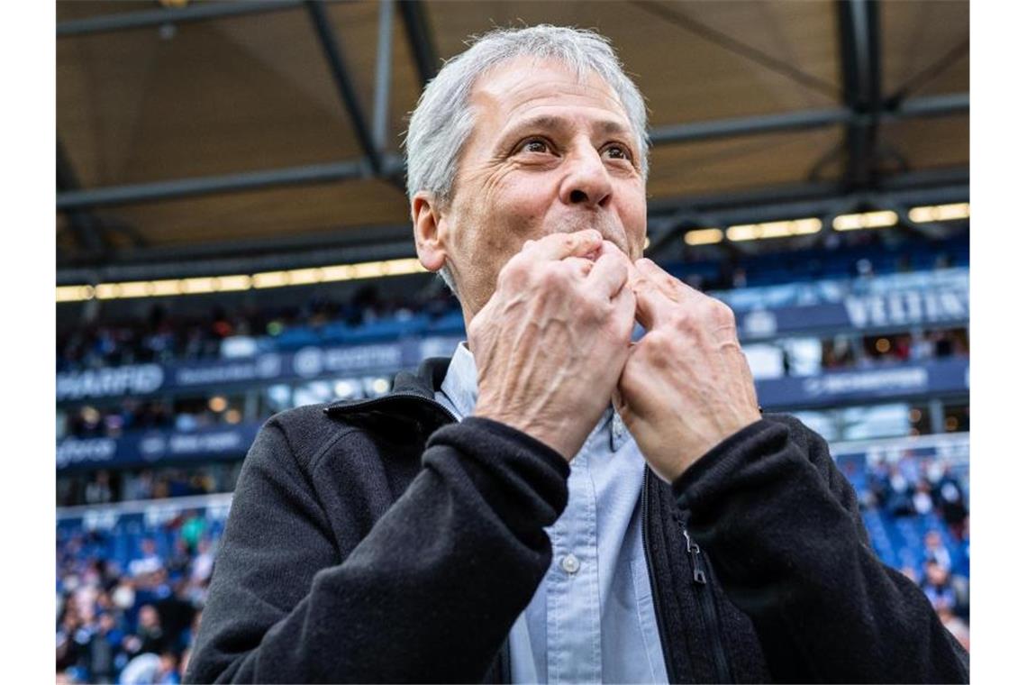 Ist mit dem BVB gegen seinen Ex-Club Mönchengladbach gefordert: Lucien Favre. Foto: Guido Kirchner/dpa