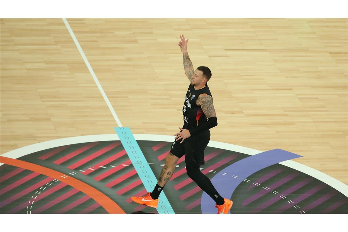 Basketball-Kumpel Theis über Schröder: "Hut vor ihm ziehen" Ist mit Schröder befreundet: Daniel Theis.