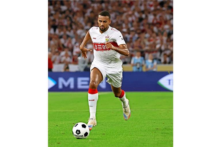 Ist nach einer starken Vorbereitung auf der rechten Abwehrseite beim VfB Stuttgart gesetzt: Josha Vagnoman
         Foto: Baumann