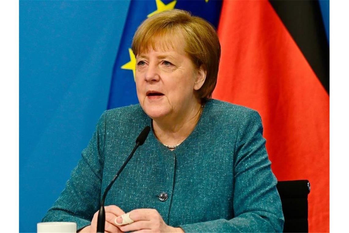 Merkel: Corona-Impfung für Jüngere soll schnell kommen Ist zuversichtlich, dass der Biontech-Impfstoff bald auch für Kinder und Jugendliche zugelassen wird: Bundeskanzlerin Angela Merkel. Foto: Tobias Schwarz/AFP Pool/dpa