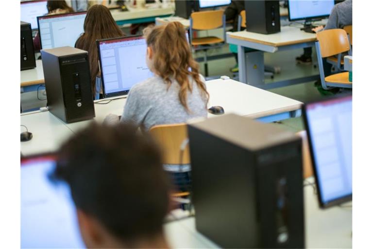 IT-Unterricht an einer Schule in Baden-Württemberg. Foto: Sebastian Gollnow/dpa