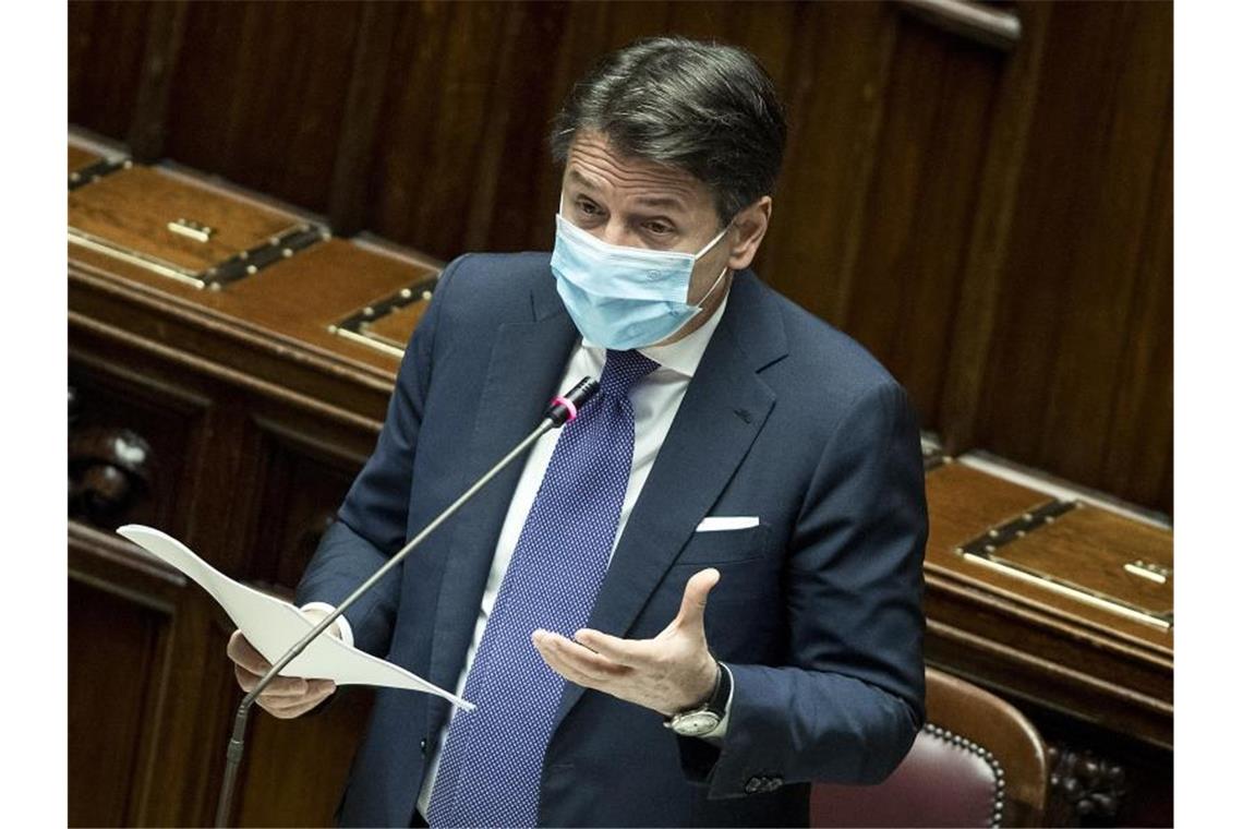 Italien Regierungschef Giuseppe Conte hat weitere Verschärfungen wie Einschränkungen der Bewegungsfreiheit und die Schließung aller Museen angekündigt. Foto: Lapresse / Roberto Monaldo/LaPresse via ZUMA Press/dpa