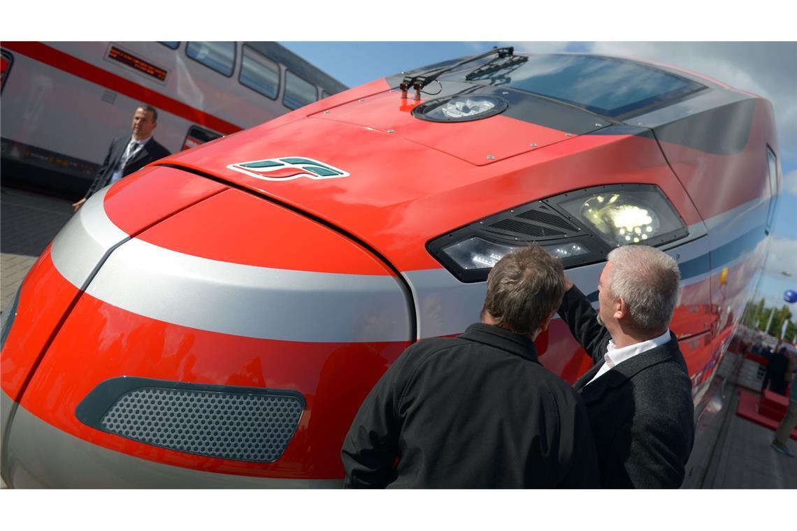 Italienische Bahn vom Typ Frecciarossa 1000. Ab Mai wird der Zug für Probefahrten in Deutschland unterwegs sein (Archivfoto).