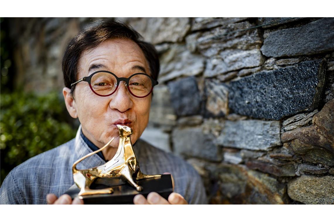 Jackie Chan hat den "Pardo alla Carriera"-Preis erhalten - für sein Lebenswerk.