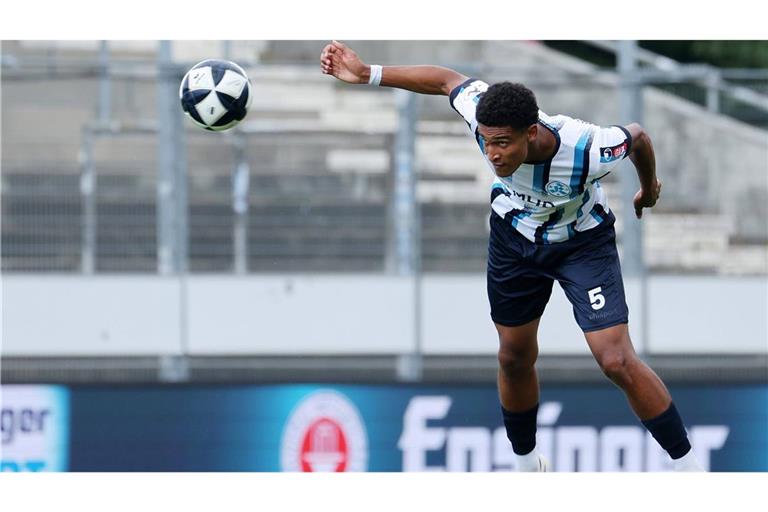 Jacob Danquah und die Kickers wollen gegen Offenbach zurück in die Erfolgsspur.