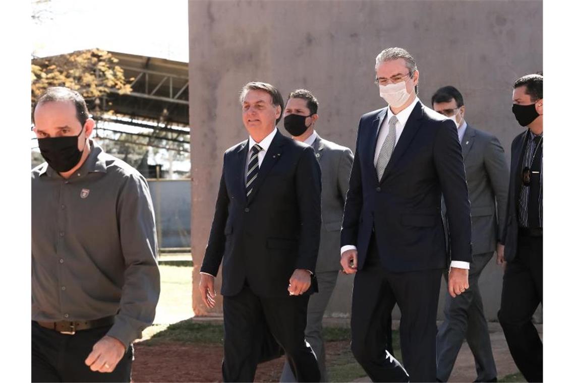 Jair Bolsonaro, Präsident von Brasilien, nimmt an einer Veranstaltung in Brasilia ohne Schutzmaske teil. Foto: Marcos Corrêa/Palacio do Planalto/dpa