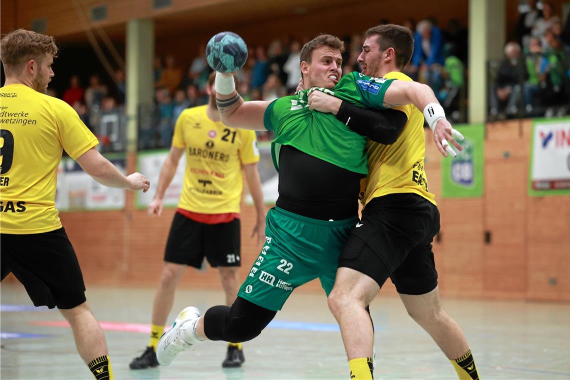 Für den HC Oppenweiler/Backnang geht’s Schlag auf Schlag weiter Jakub Strýc (am Ball) will sich mit dem HC Oppenweiler/Backnang nicht aufhalten lassen. Foto: Alexander Becher