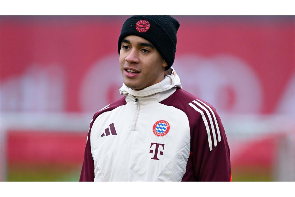 Jamal Musiala trainiert schon wieder beim FC Bayern.