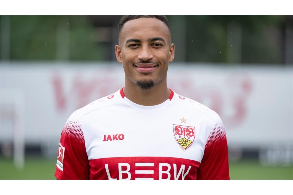 Jamie Leweling (Note 3,5): Der Nationalspieler kehrte in die Startelf zurück. Jamie Leweling hatte auf dem rechten Flügel aber einige unglückliche Szenen. Mit seinen Dribblings kam er nicht richtig durch und die Flanken waren zu oft unpräzise. Vergab nach der Pause gleich die erste Schussmöglichkeit. Nach einer starken Stunde war Dienstschluss für den Außenstürmer, der nicht nachgab.