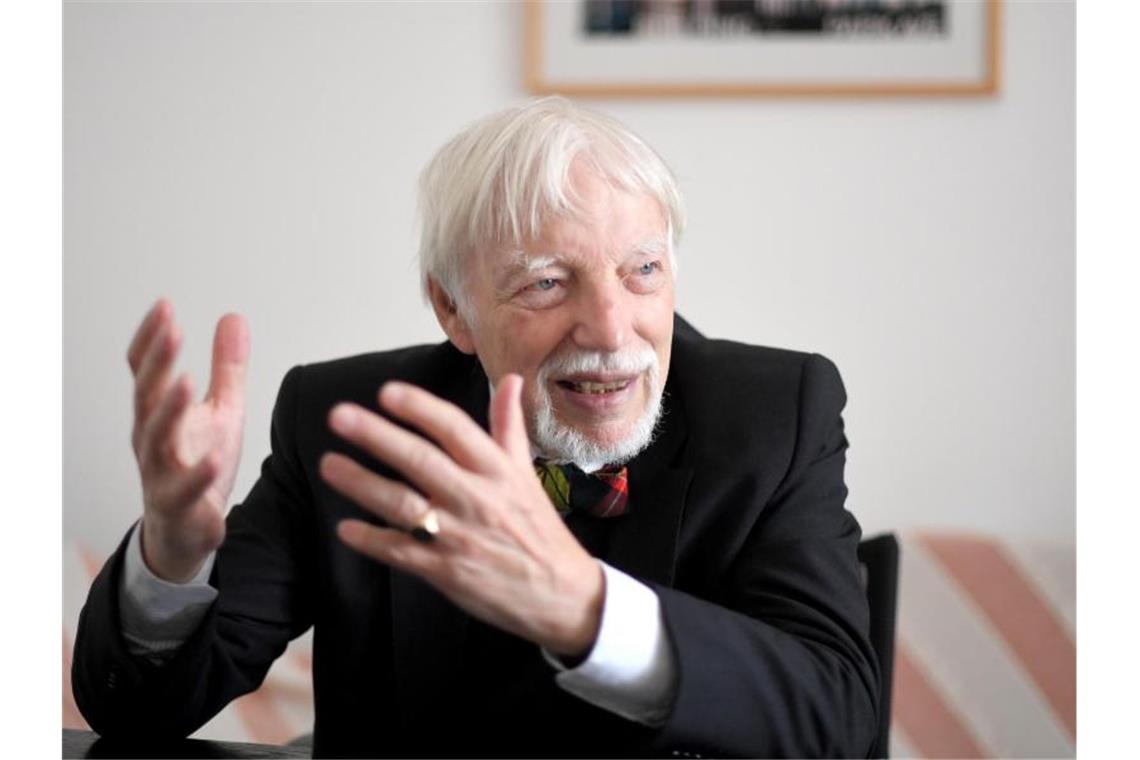 Jan Assmann, deutscher Ägyptologe, Religionswissenschaftler und Kulturwissenschaftler. Foto: Roland Schlager/APA/dpa/Archivbild