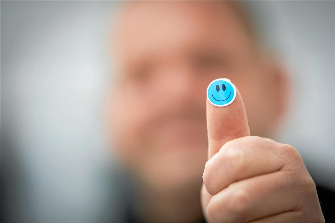 Von der Freude auf den Tag Jan Holm, wie wir ihn im Beitrag nennen, möchte ein Stück weit geschützt bleiben und nicht mit seinem Namen und Konterfei auftreten. Aber mit seiner Geschichte will er Mut machen – heute geht es ihm mit seiner Arbeit bei der Erlacher Höhe richtig gut. Foto: A. Becher