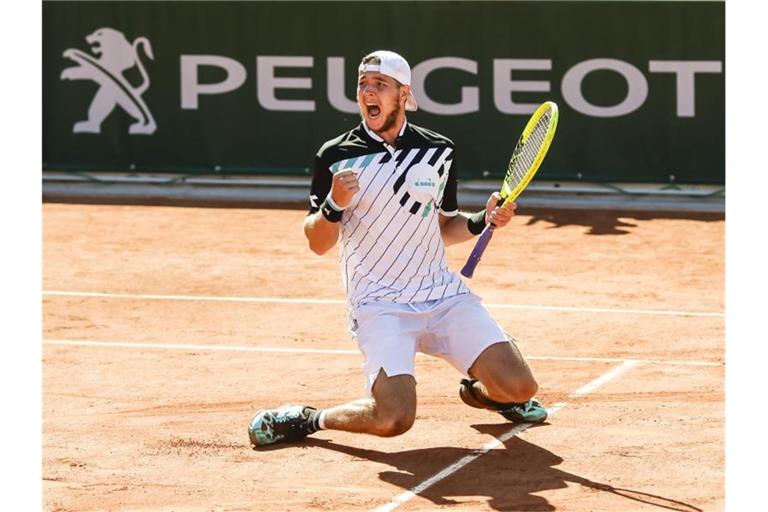 Jan-Lennard Struff kriegt es im Achtelfinale mit der Nummer Eins, Novak Djokovic, zu tun. Foto: Frank Molter