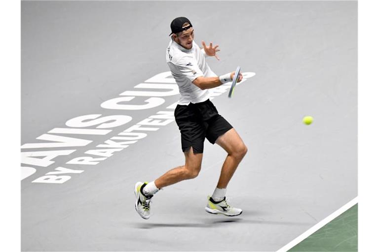 Jan-Lennard Struff spielt beim Davis Cup in Innsbruck für Deutschland. Foto: Barbara Gindl/APA/dpa