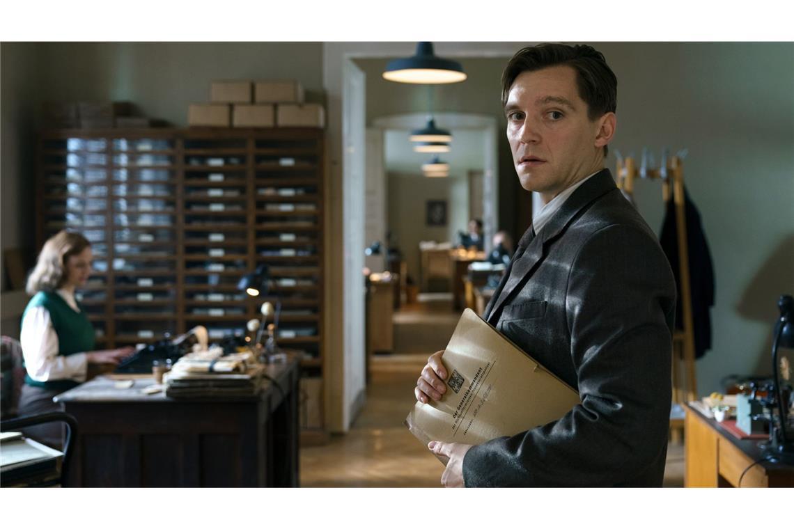 Jan Morava (Jonas Nay) muss sich bei der Mordermittlung  unter hohem Druck beweisen.