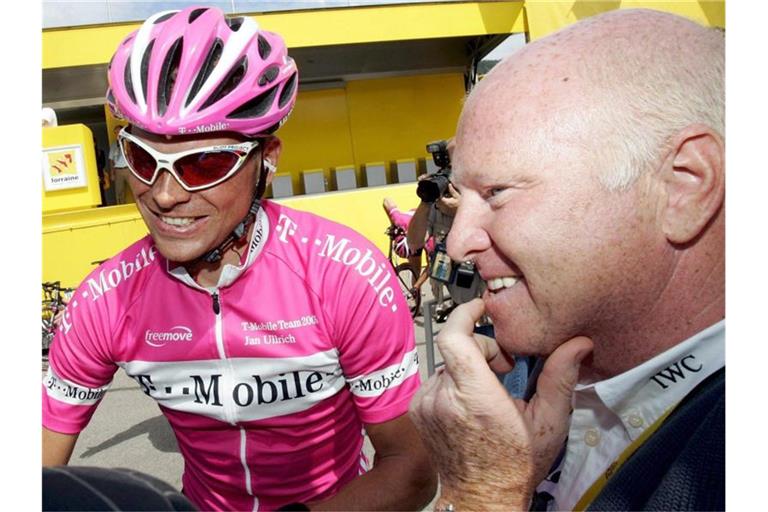 Jan Ullrich (l) war früher der Schützling von Rudy Pevenage. Foto: Gero Breloer/dpa/Archiv