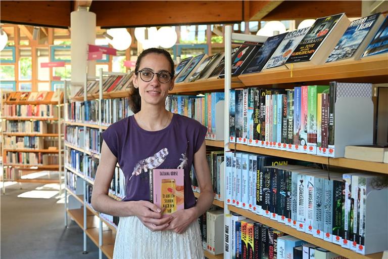 Janina Müller, Leiterin der Stadtbücherei, hat schon immer gerne gelesen. Foto: Elisabeth Klaper