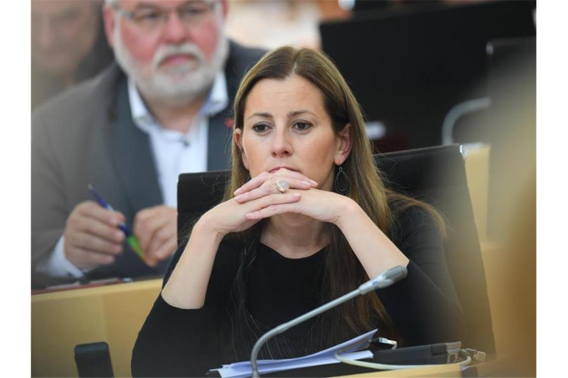Janine Wissler (Die Linke), Fraktionsvorsitzende im Hessischen Landtag, will Bundesvorsitzende werden. Foto: Arne Dedert/dpa