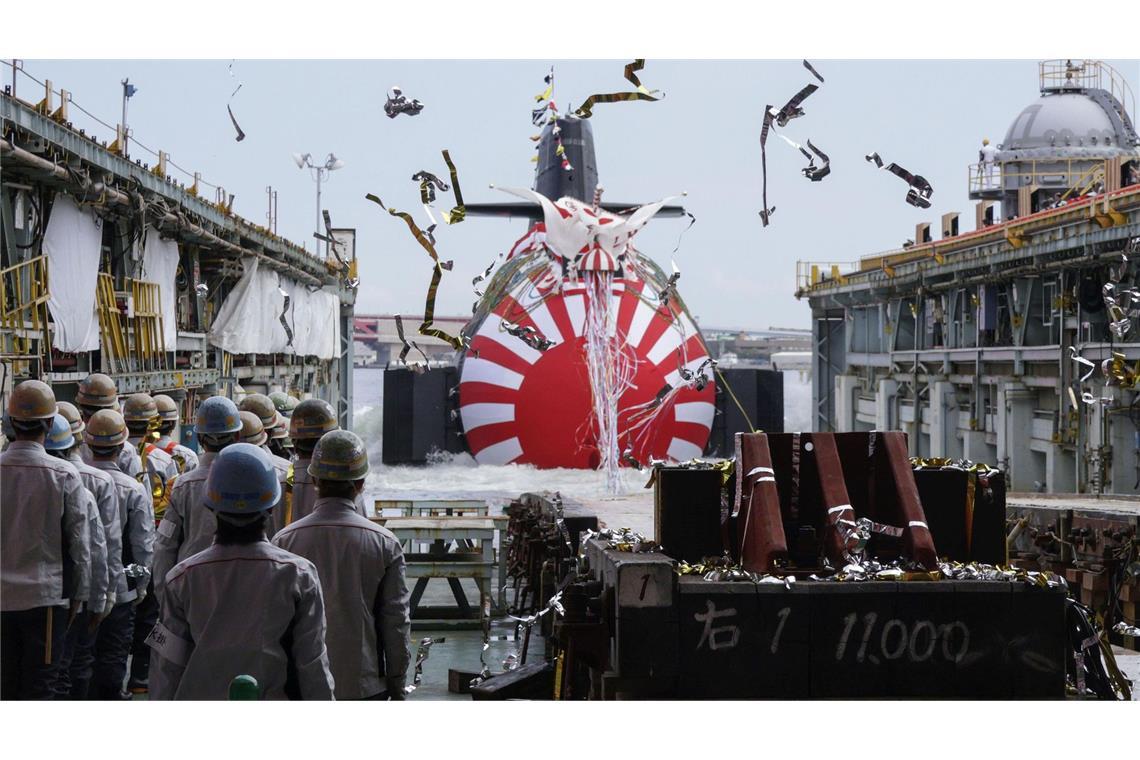 Japans Regierungschefin will die Streitkräfte ihres Landes aufrüsten. (Archivbild)