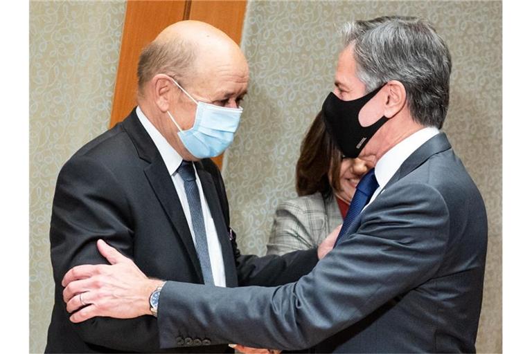 Jean-Yves Le Drian (l), Außenminister von Frankreich, und Anthony Blinken, Außenminister der USA. Foto: Bernd von Jutrczenka/dpa