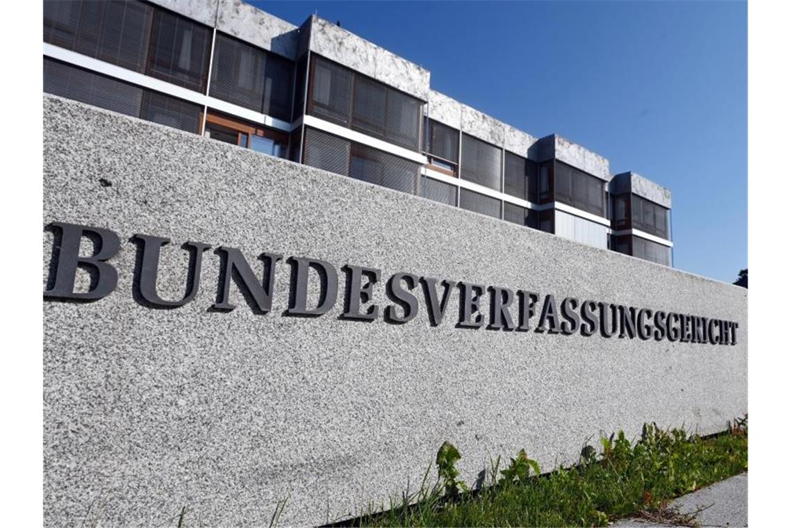 Zwangsbehandlung: Verfassungsgericht stärkt Patientenrechte „Jede medizinische Behandlung einer Person gegen ihren natürlichen Willen greift in das Grundrecht auf körperliche Unversehrtheit ein“, stellte das Bundesverfassungsgericht klar. Foto: Uli Deck/dpa