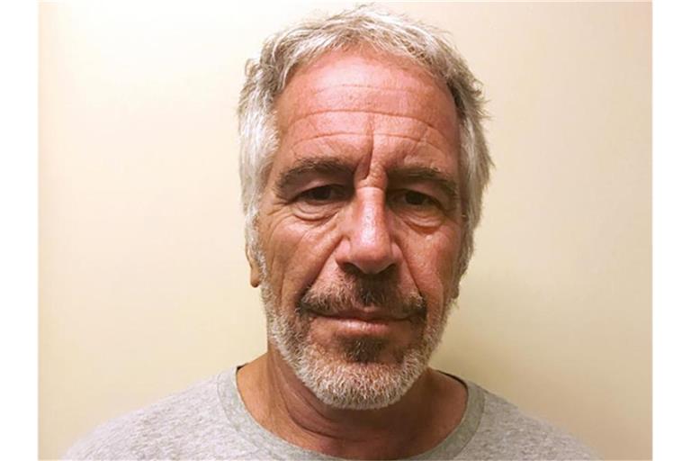 Jeffrey Epstein beging im August im Gefängnis Suizid. Foto: Handout/New York State Sex Offender Registry/AP/dpa