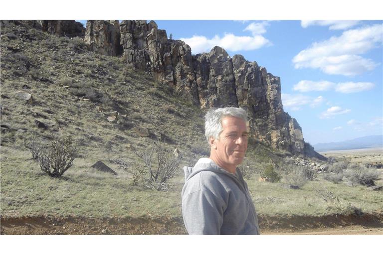Jeffrey Epstein steht im Zentrum eines Skandals, der weite Kreise nicht nur in die US-amerikanische Politik und High Society zieht.