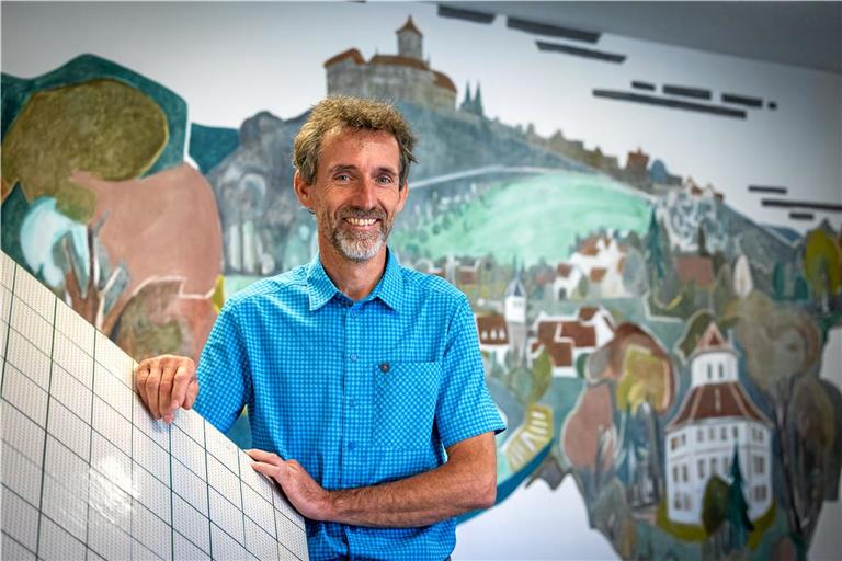 Jens Sommer, Schulleiter der Murrtalschule, muss immer wieder Konflikte mit den Eltern wegen Beurlaubungen austragen. Foto: Alex Becher