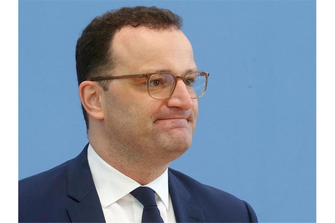 Bundesregierung: Indien wird Corona-Hochinzidenzgebiet Jens Spahn (CDU), Bundesgesundheitsminister, beantwortet vor der Bundespressekonferenz Fragen von Journalisten zu weiteren Entwicklungen in der Corona-Pandemie. Foto: Wolfgang Kumm/dpa