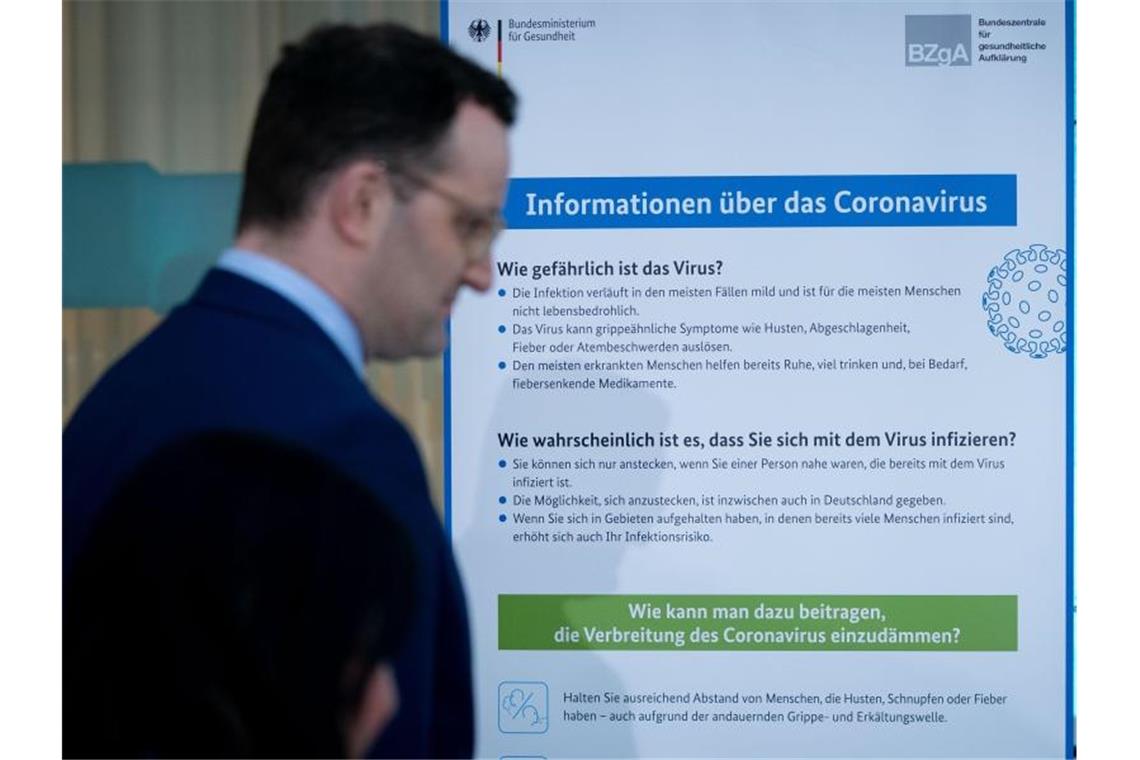 Spahn erwartet weitere Coronavirus-Ausbreitung Jens Spahn (CDU) nach einem Treffen der Gesundheitsminister von Bund und Ländern im Bundesgesundheitsministerium. Foto: Kay Nietfeld/dpa