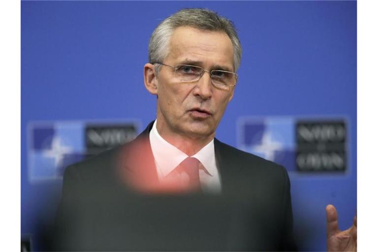 Jens Stoltenberg, Generalsekretär der Nato, will Deutschland und die anderen Alliierten zu höheren Gemeinschaftsausgaben für die Verteidigung bewegen. Foto: Olivier Hoslet/Pool EPA/AP/dpa