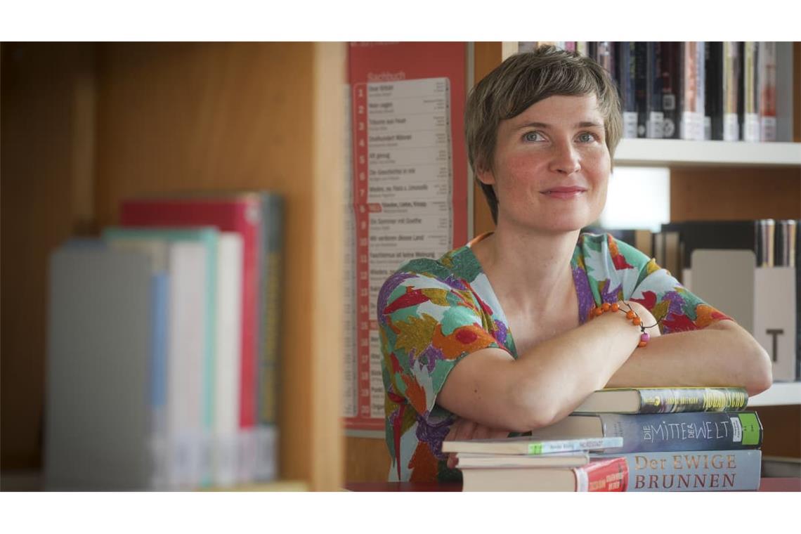 Jessica Sabasch in der Stadtbibliothek Holzgerlingen