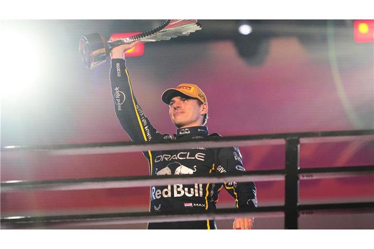 Jetzt liegt Max Verstappen nur noch 24 Punkte hinter Platz eins.