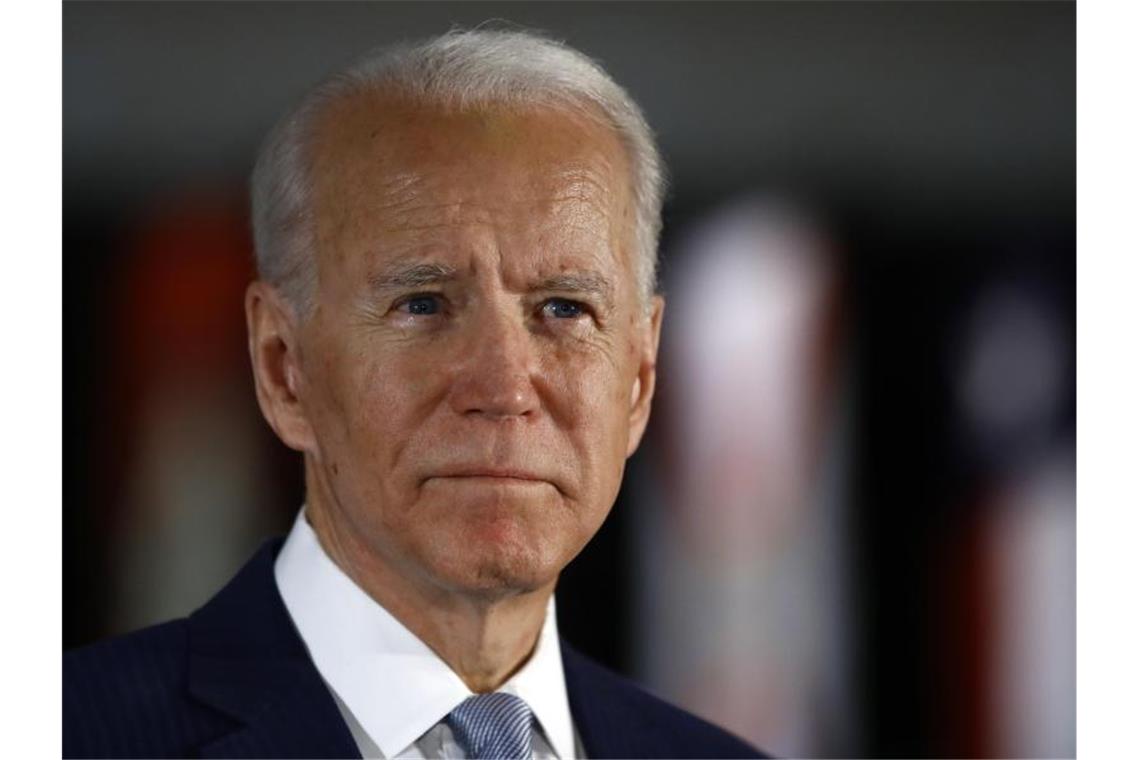 Biden treibt Sanders mit weiteren Siegen in die Enge Joe Biden hat weitere wichtige Vorwahlen gewonnen. Foto: Matt Rourke/AP/dpa