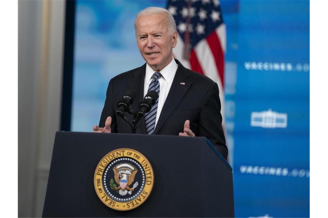 Biden ermutigt zum Impfen von Kindern und Jugendlichen Joe Biden, Präsident der USA, hält eine Rede über Corona-Impfungen im South Court Auditorium im Weißen Haus. Foto: Evan Vucci/AP/dpa