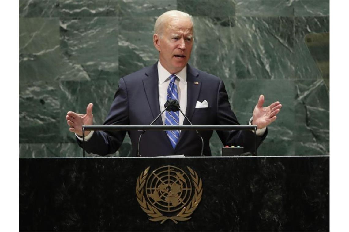 Biden ruft bei UN-Rede „neue Ära“ der Diplomatie aus Joe Biden, Präsident der USA, spricht während der 76. Generaldebatte der UN-Vollversammlung. Foto: Eduardo Munoz/Pool Reuters/AP/dpa