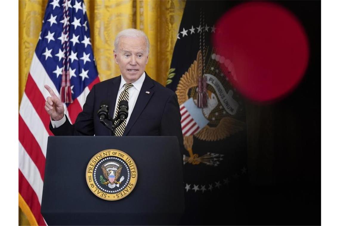 Biden berät knapp eine Stunde mit europäischen Verbündeten Joe Biden, Präsident der USA, wird in der kommenden Woche nach Polen reisen. Foto: Patrick Semansky/AP/dpa
