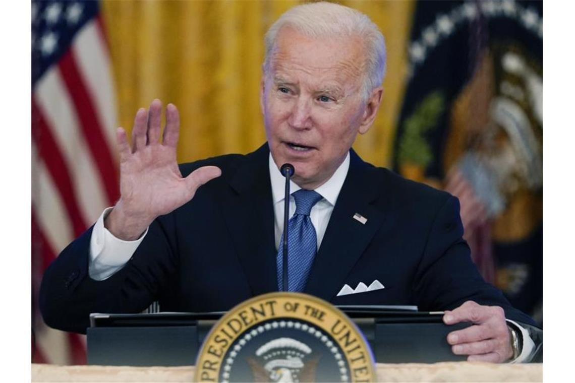 Joe Biden spricht während eines Treffens im Weißen Haus. Foto: Andrew Harnik/AP/dpa