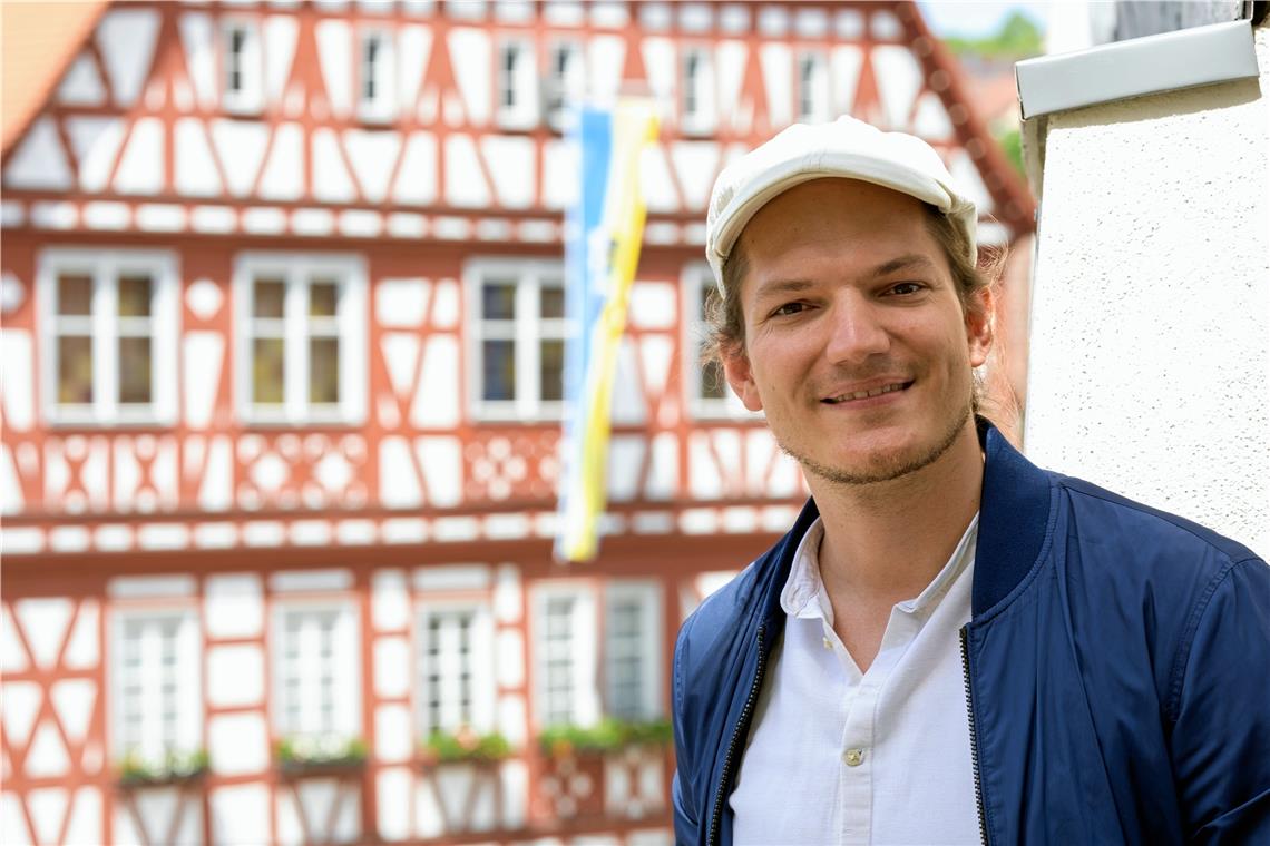 Johannes Ellrott, Kulturamtsleiter von Backnang: „Warum an den Gardasee fahren, wenn es in der Backnanger Innenstadt genauso schön ist?“ Foto: Alexander Becher