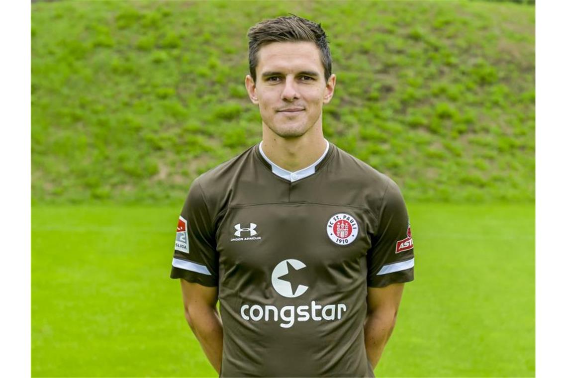 Johannes Flum, hier noch für den FC St. Pauli. Foto: Axel Heimken/dpa/Archivbild