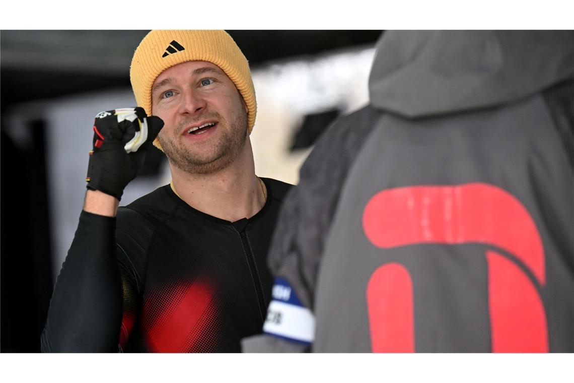 Johannes Lochner (Pilot) führt zur Halbzeit im Viererbob.