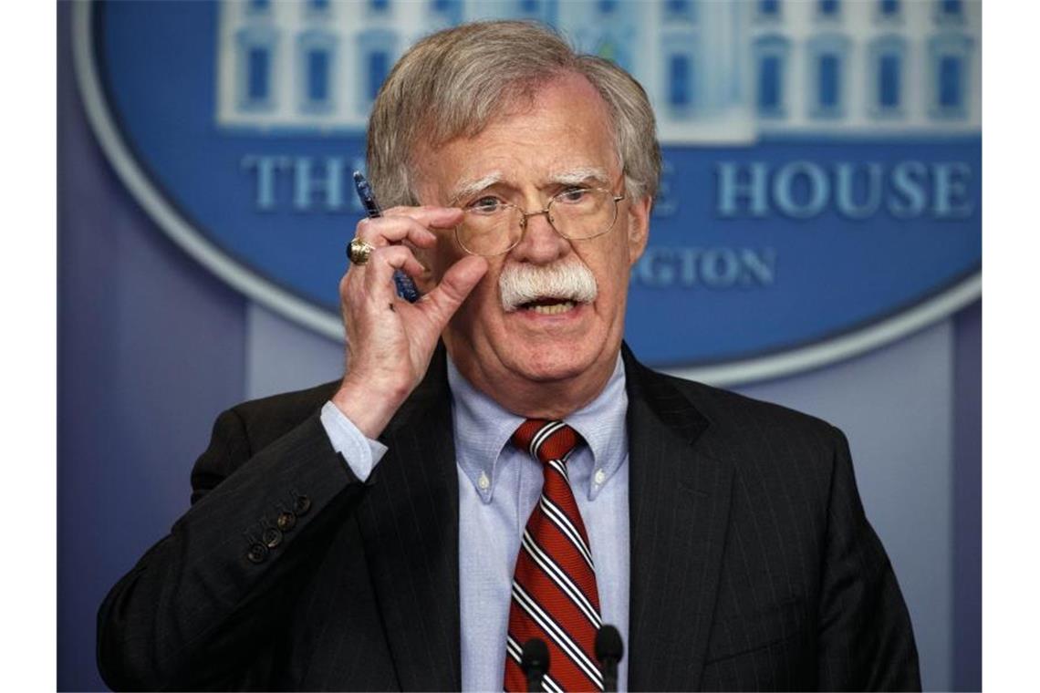 John Bolton, Nationaler Sicherheitsberater der USA, spricht während der täglichen Pressekonferenz im Weißen Haus. Foto: Evan Vucci/AP