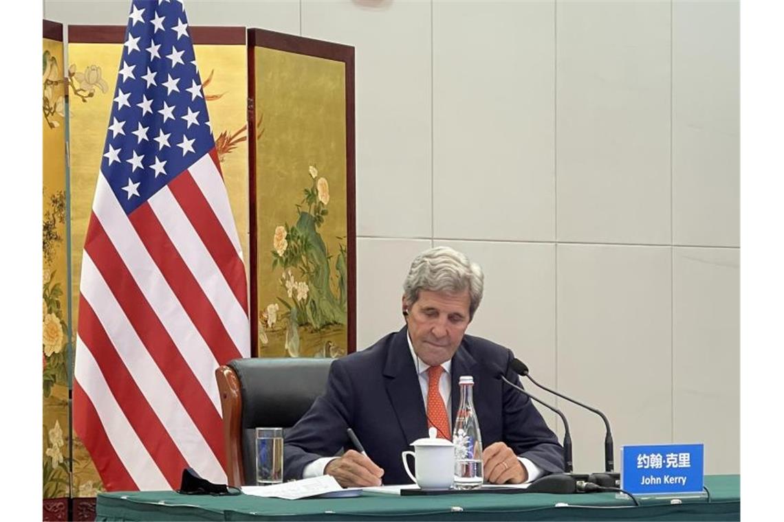 John Kerry, Sonderbeauftragter des US-Präsidenten für Klimafragen, ist nach China gereist. Foto: -/U.S. Department of State/dpa