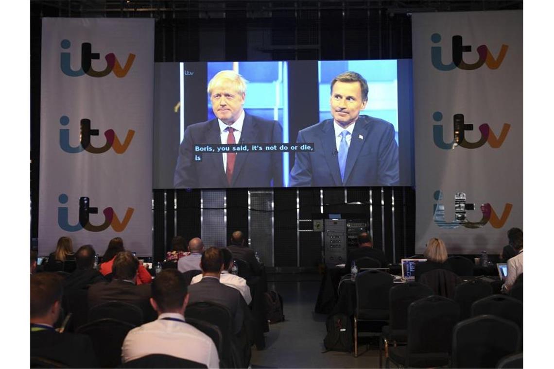 Boris Johnson klagt über Mutlosigkeit bei Brexit Johnson wiederholte beim TV-Duell sein Versprechen, Großbritannien in jedem Fall bis zum 31. Oktober aus der EU zu führen. Foto: Stefan Rousseau/PA