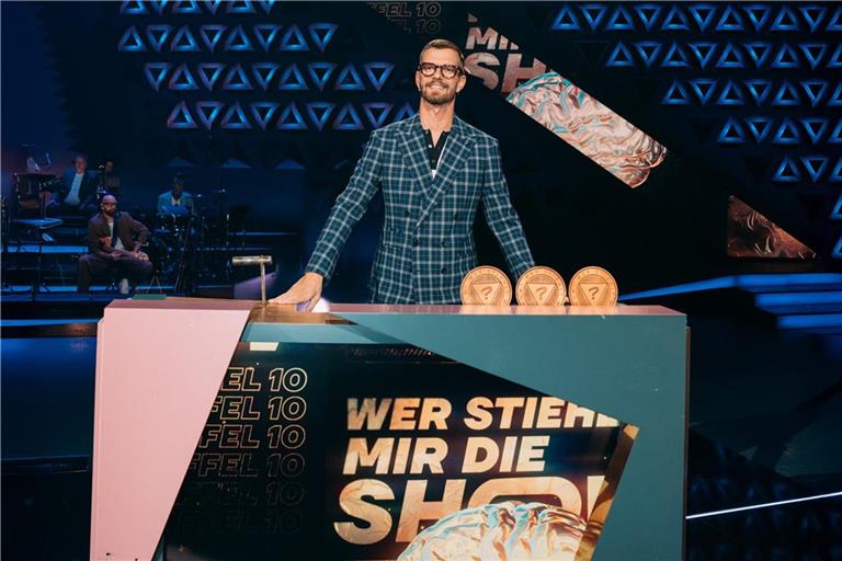 Joko Winterscheidt spielt zum 10. Mal um die Moderation seiner Show „Wer stiehlt mir die Show“.
