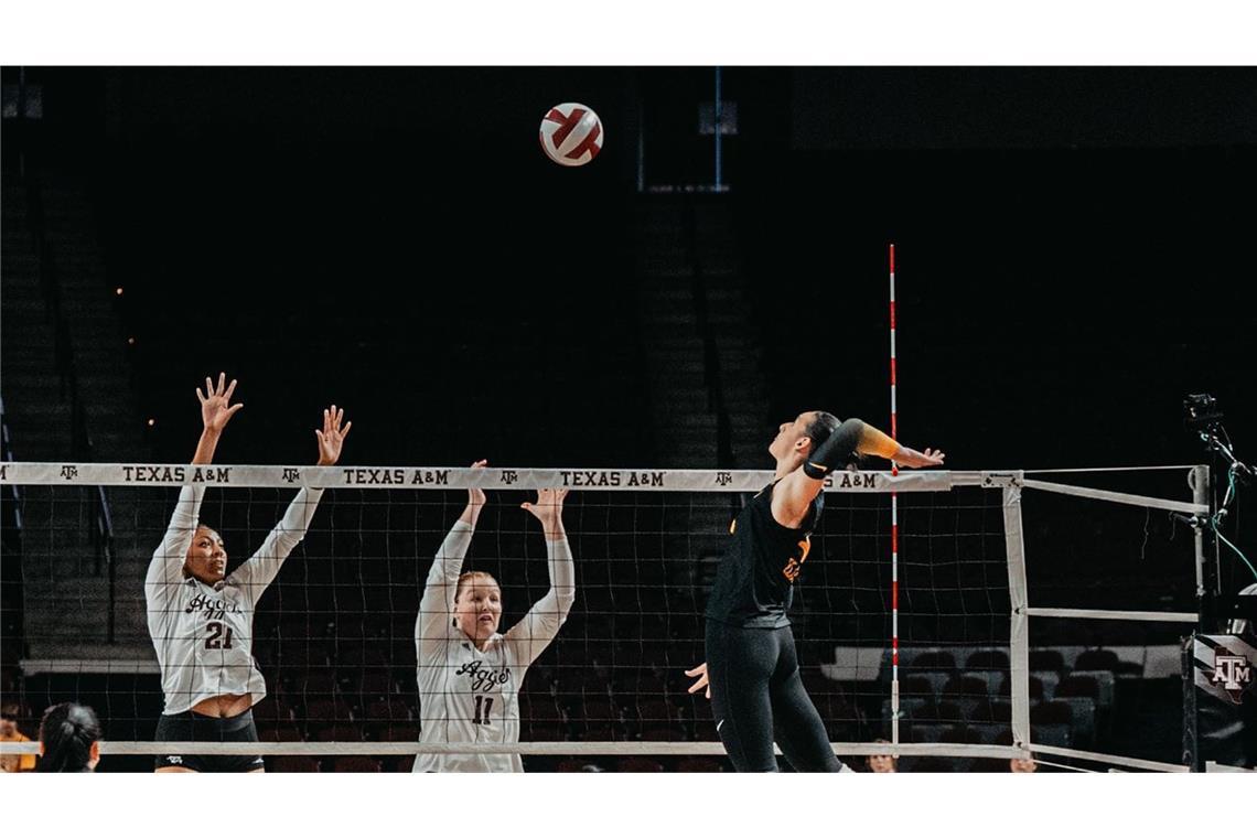 Jordan Iliff (re.) in Aktion – künftig spielt die Amerikanerin in Stuttgart.