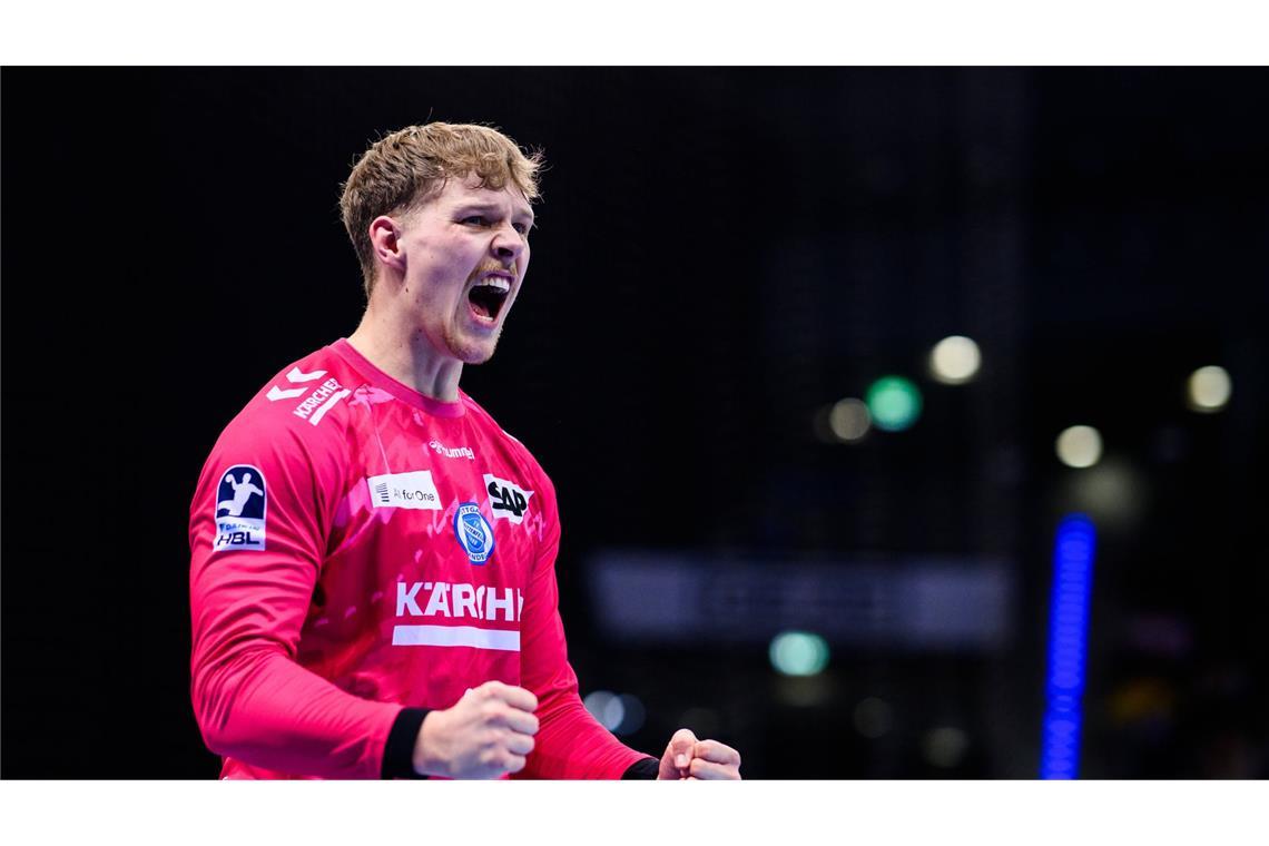 Jorick Pol, dritter Torwart beim TVB Stuttgart, ist neben Matthias Dorgelo (Sonderjyske Handbold/Dänemark) der zweite Keeper der niederländischen Nationalmannschaft bei der kommenden EM. Der 21-Jährige (Zweifachspielrecht für TSV Neuhausen/Filder) trifft in der Vorrunde in Malmö mit dem Team von Chefcoach Staffan Olsson auf dessen Heimatland Schweden, Georgien und Kroatien.